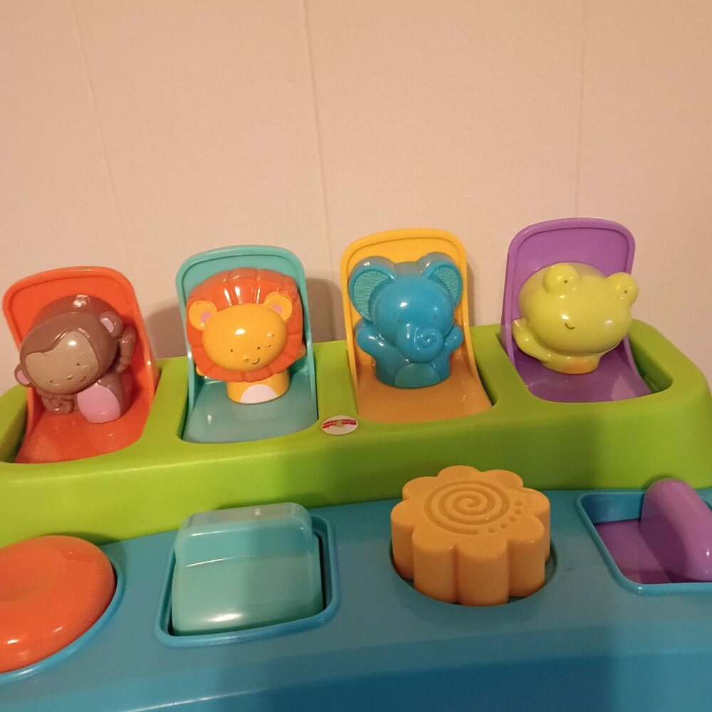 Fisher Price baby toddler pop up toy